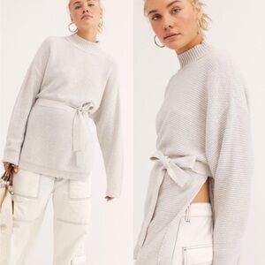 Free People Beach Byron Oversize Chunky Knit Belted Sweater Gray Size Medium 90s